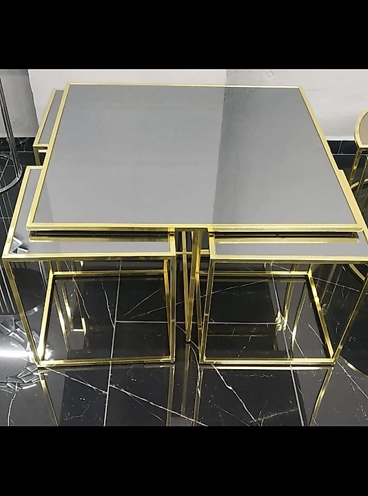 PARLAK GOLD KARE 4+1 PİZZA ORTA SEHPA KOMPLE FÜME AYNA